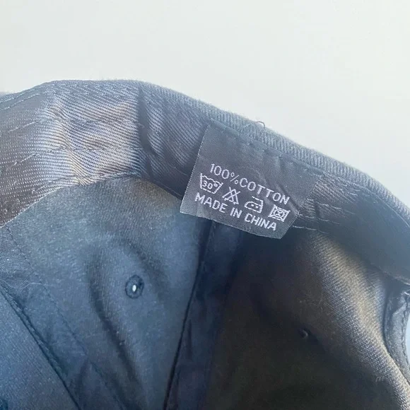 Black Cap - Picture 3 of 4